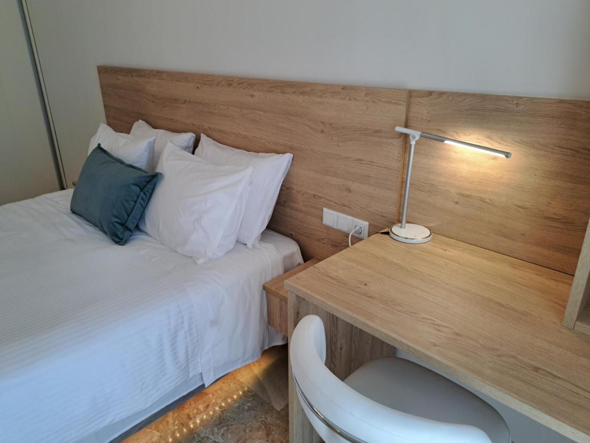 Luxury Suite Патра Экстерьер фото